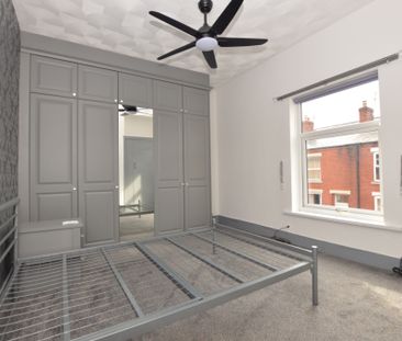 2 Bedroom House - Photo 5