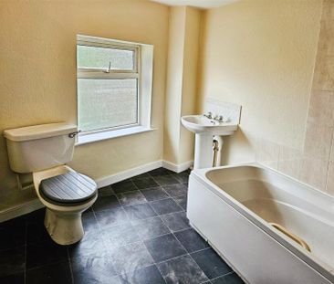 2 Bedroom House to Rent in Havelock Street, Kettering, NN16 - Photo 5
