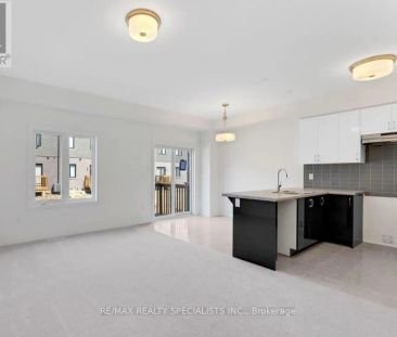 10 DENNIS AVENUE - Photo 2