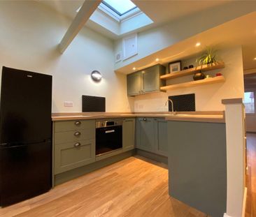 Bath Road, Longwell Green, Bristol, Gloucestershire, BS30 - Photo 3