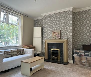 4 bedroom House To Let - Photo 1