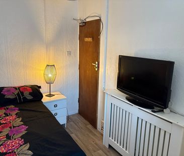 Room in a Shared House, Villiers Street, CV2 - Photo 6