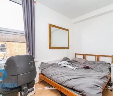 1 bed Shared House for Rent - Photo 3