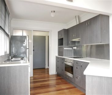 Comfort and Convenience in Summerhill - Photo 1