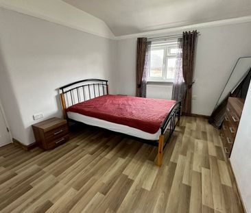 Wykebeck Avenue - Photo 5