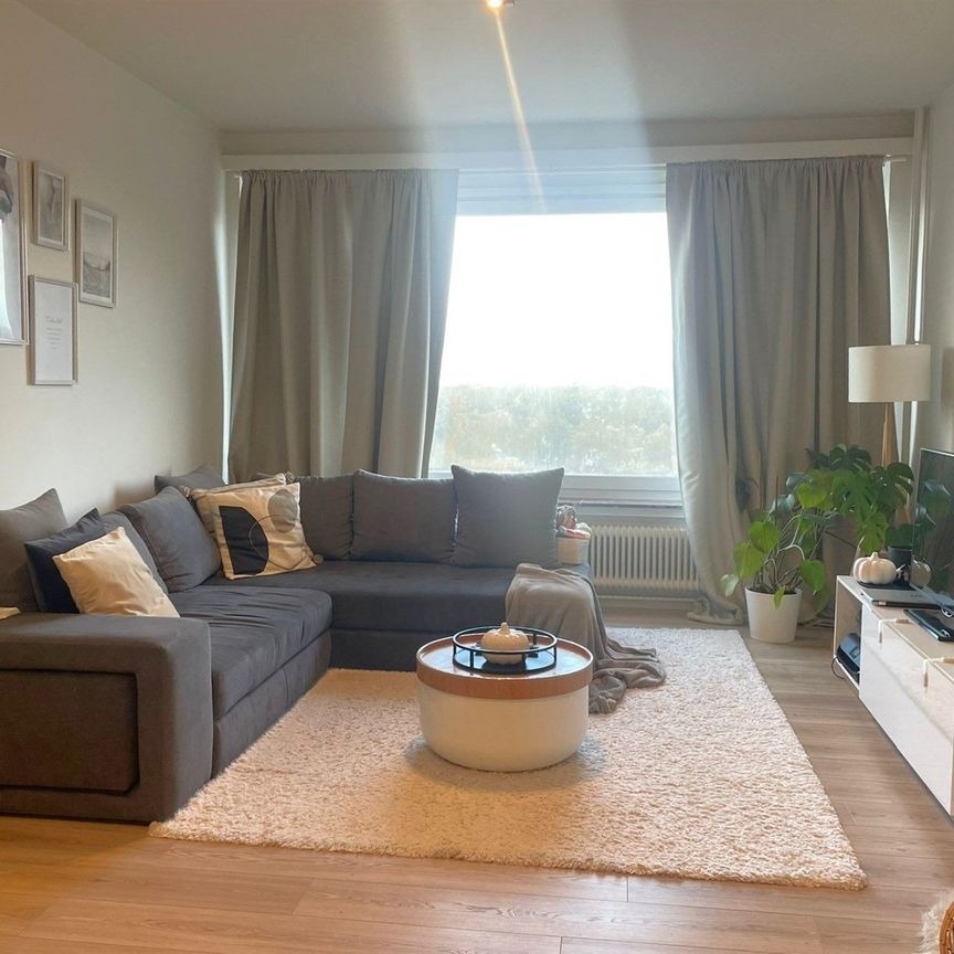 Gerenoveerd app met 2 slpks en fantastisch uitzicht! - Photo 1