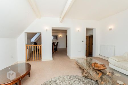 2 bedroom apartment to rent - Photo 2