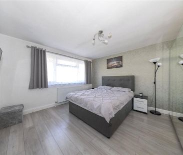 2 bedroom maisonette to rent - Photo 4