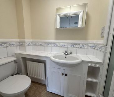 2 bedroom flat to rent - Photo 6