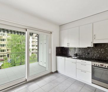 Are you looking for a house in a central location? - Photo 1