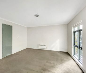 402/547 Flinders Lane, Melbourne - Photo 6