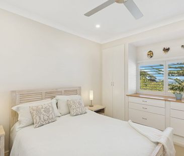 Spacious Coastal Retreat with Stunning Beach Views - Photo 3