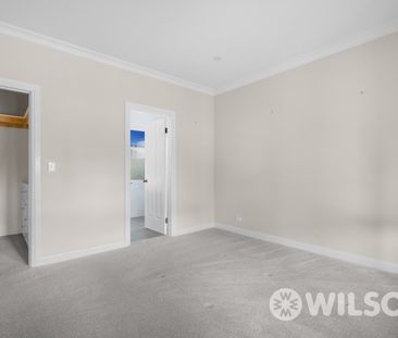 8 Tuck Street, Cheltenham VIC 3192 - House For Rent | Domain - Photo 4