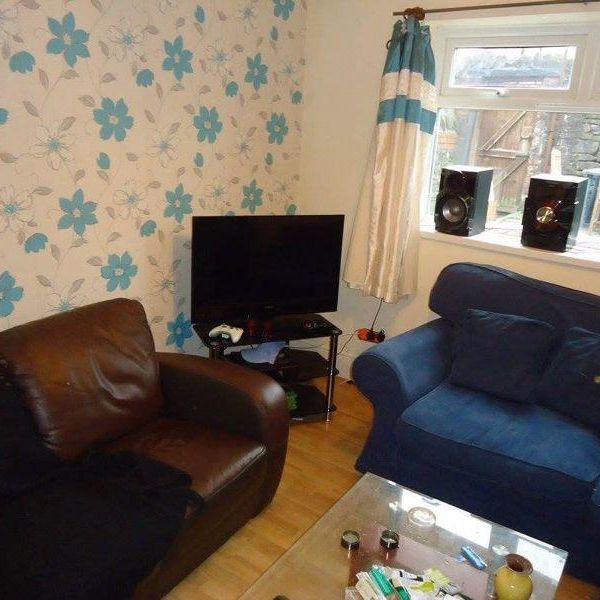 5 bedroom terraced house to rent - Photo 1