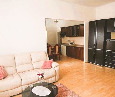 Zvolen, mesto – 3-izbový byt s loggiou a komorou, 85 m2 – prenájom – Fotografia 1