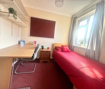 5 Bed Student Home - 43 Kemsing Gardens - Photo 1