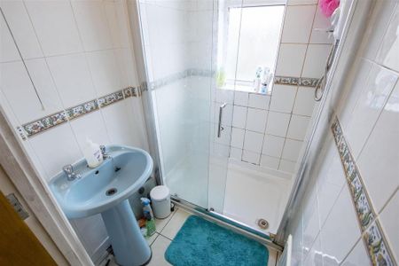 7 bedroom house to rent - Photo 2