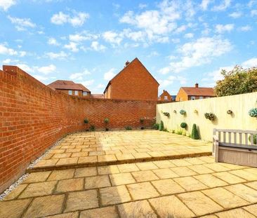 Heather Green, Warfield, Berkshire, RG42 - Photo 6