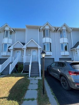 882 Winchester Lane - 2 bed, 2.5 bath, ALL INCLUSIVE! - Photo 1