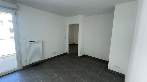 Location Appartement 2 pièces Meublé 36m² LA SEYNE SUR MER 83500 - Photo 1