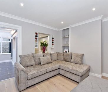 2 bedroom semi-detached house to rent - Photo 3