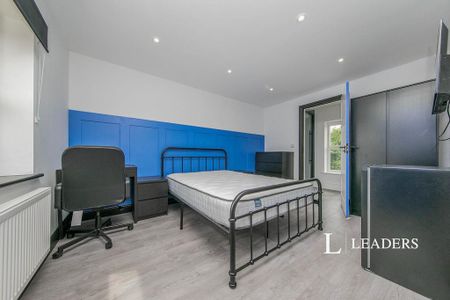 House share to rent - Photo 3