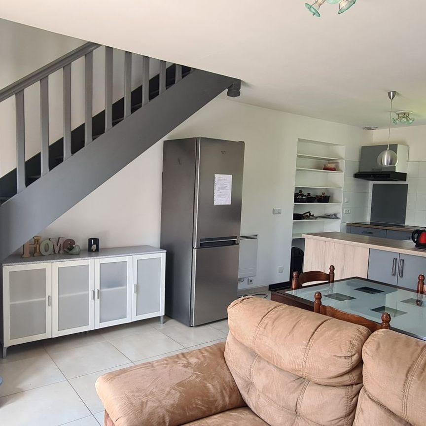 Location Appartement 2 pièces 39m² LES ESSARTS LE ROI 78690 - Photo 1