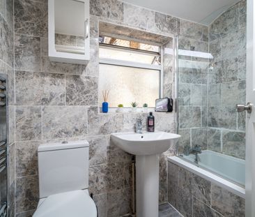 Room in a Shared House, Ventnor Road, SE14 - Photo 5