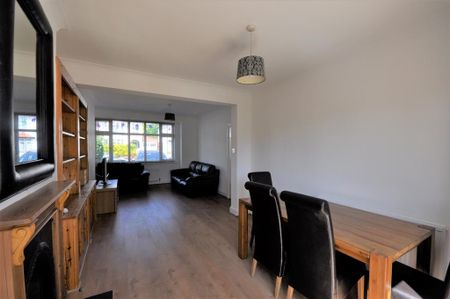 3 bedroom terraced house to rent - Photo 2