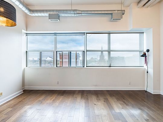 For Lease - 700 King Street Unit# 1004, Toronto, Ontario - Photo 1
