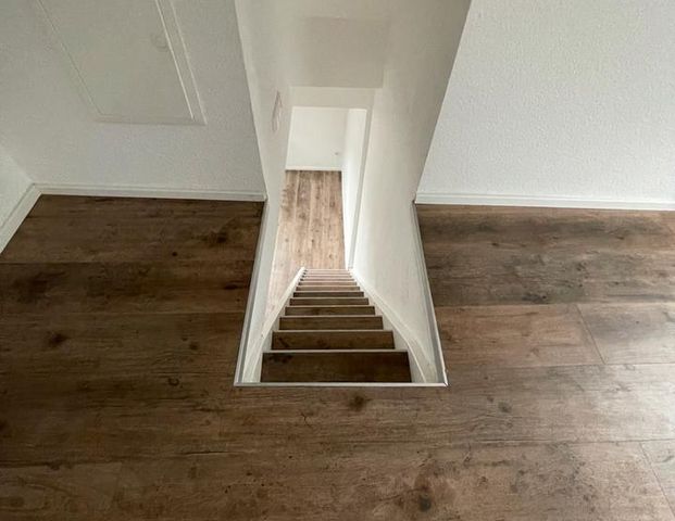 Kernsanierte 2-Zimmer Wohnung in Lüdenscheid mit City-Nähe zur Miete! - Photo 1