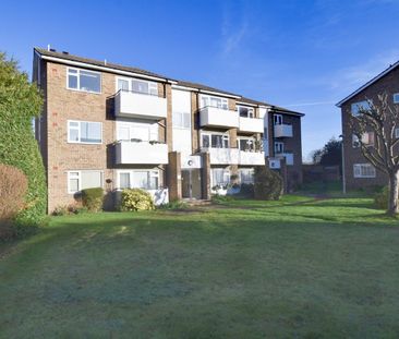 Queens Road, Hersham, Walton-on-Thames, KT12 - Photo 1