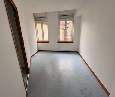 A LOUER : T1 à LILLE • • 720 € - Photo 5