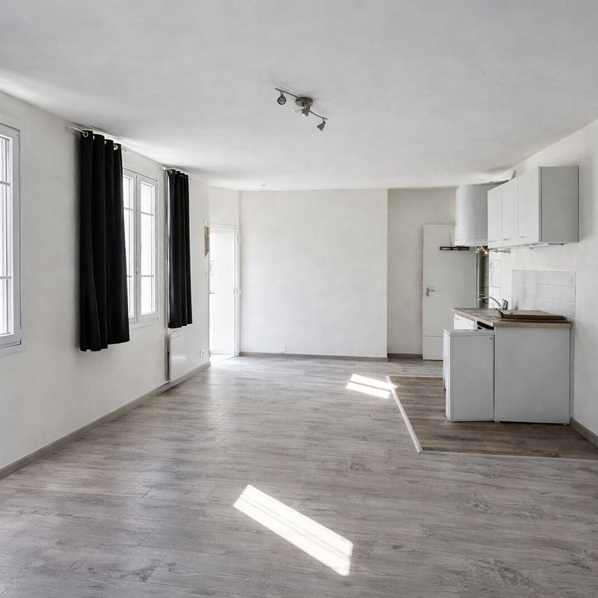 Location Appartement 1 pièce 24m² TOURS 37000 - Photo 2