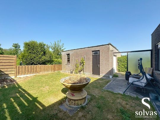 Lichtrijke bungalow met twee slaapkamers nabij het centrum van Sleidinge - Photo 1
