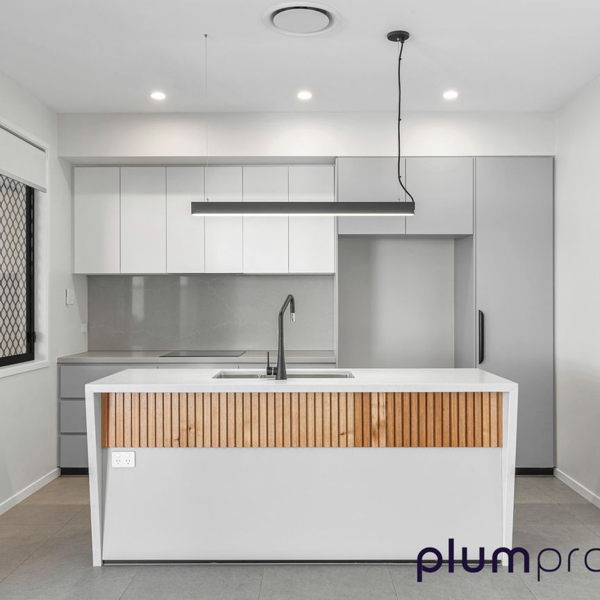 1/21, Jenkinson Street, INDOOROOPILLY, Rent – $1, 100 per week - Photo 1