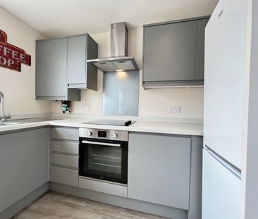 2 bed Apartment for Rent - Photo 4