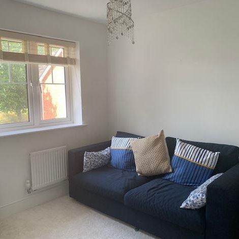 5 bedroom detached house to rent - Photo 1