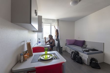 Studio de 18 à 32m² meublé et équipé - Photo 2