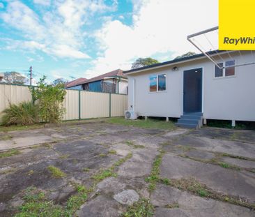 NEAT & TIDY THREE BEDROOM FAMILY HOME - Photo 4