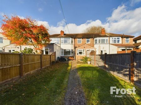 Petersfield Road, Staines-upon-Thames, Surrey,TW18 - Photo 2