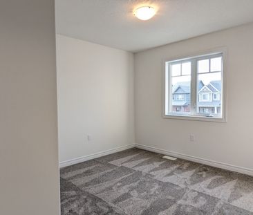 For Lease - 13 Shipley Avenue, Collingwood, Ontario - Photo 5