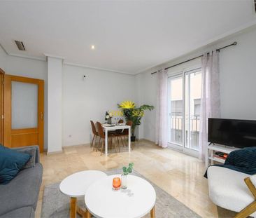 3 BEDROOM APARTMENT IN ALICANTE - Photo 5