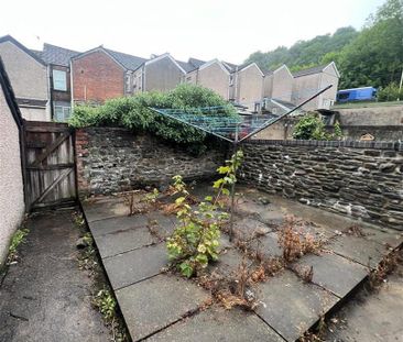 Room For Rent Bertha Street, Pontypridd - Photo 5