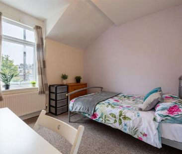 2 bedroom private hall to rent - Photo 2