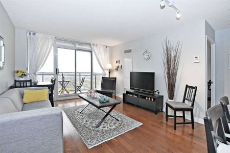 For Lease - 33 Sheppard Avenue Unit# 812, Toronto, Ontario - Photo 2