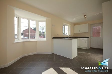 3 bedroom detached house to rent - Photo 5