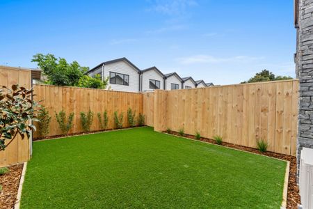 New Townhouse with Carpark - Photo 2