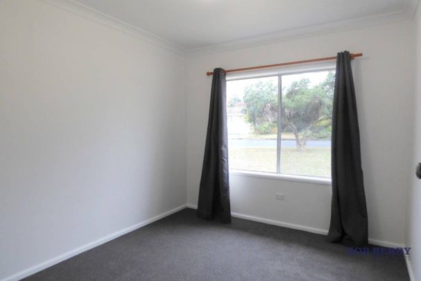 Three Bedroom Home in a Convenient Location - Photo 1