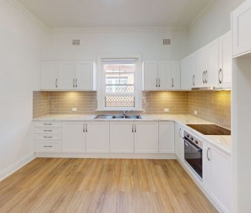 2/6 Gordon Avenue, Hamilton NSW 2303 - Photo 3
